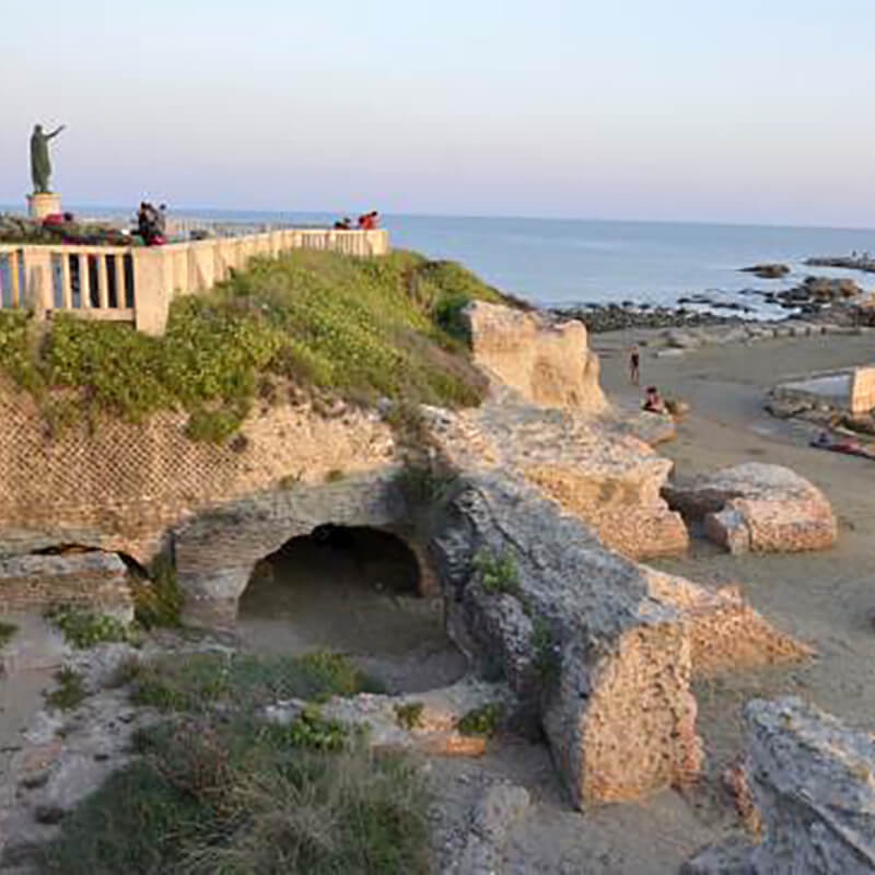Nero the Roman emperor at Anzio&nbsp;beach